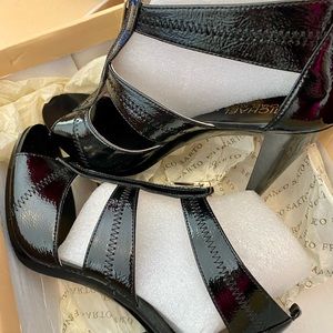 6 pair micheal kros heels in one bonus pair of Marc Fisher